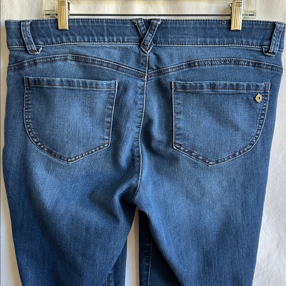 Democracy Ab Technology dark wash skinny jeans, size 14 - Picture 6 of 11